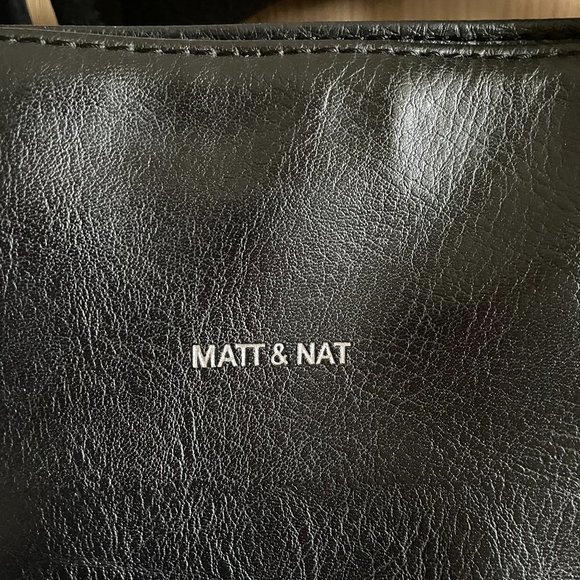 Matt & Nat black vegan bag - Picture 2 of 6